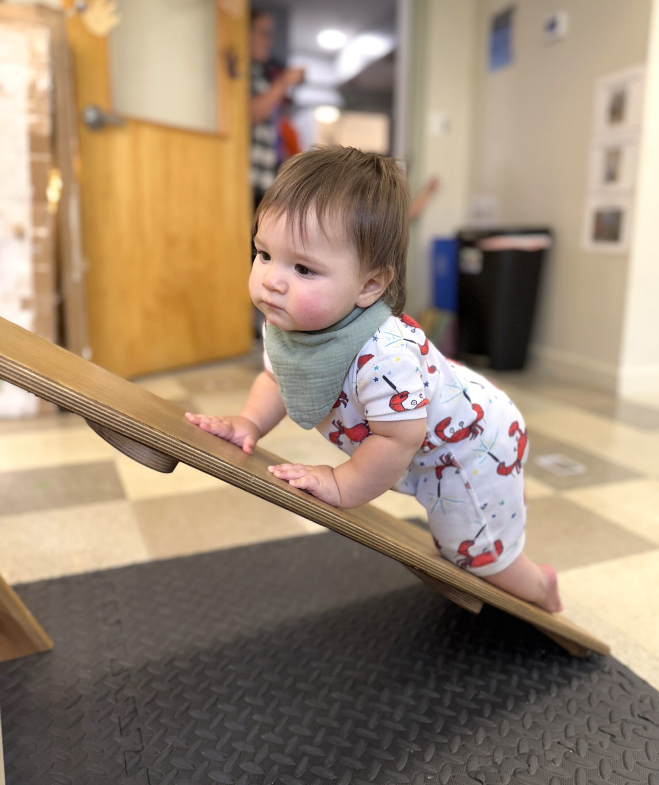 HCS-infant play